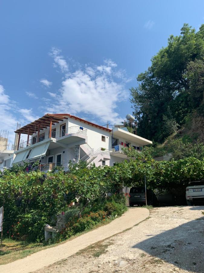 Borsh Beach Apartments - Bba Esterno foto