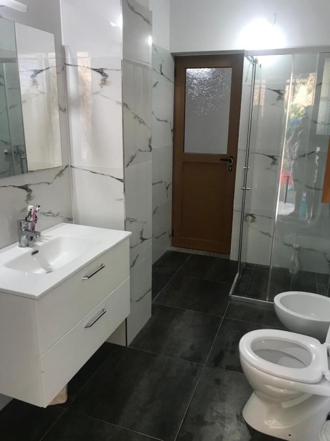Borsh Beach Apartments - Bba Esterno foto