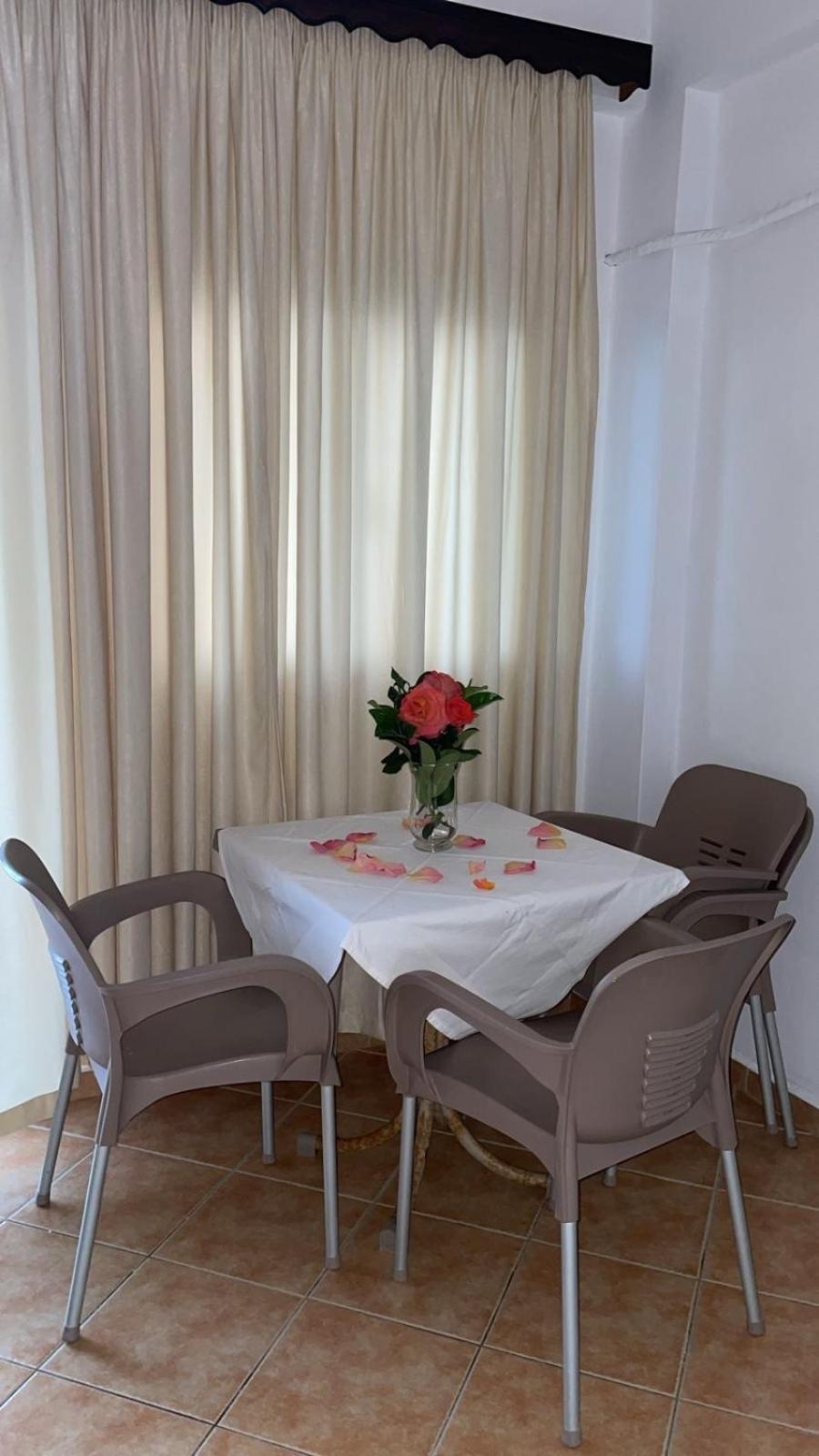 Borsh Beach Apartments - Bba Esterno foto