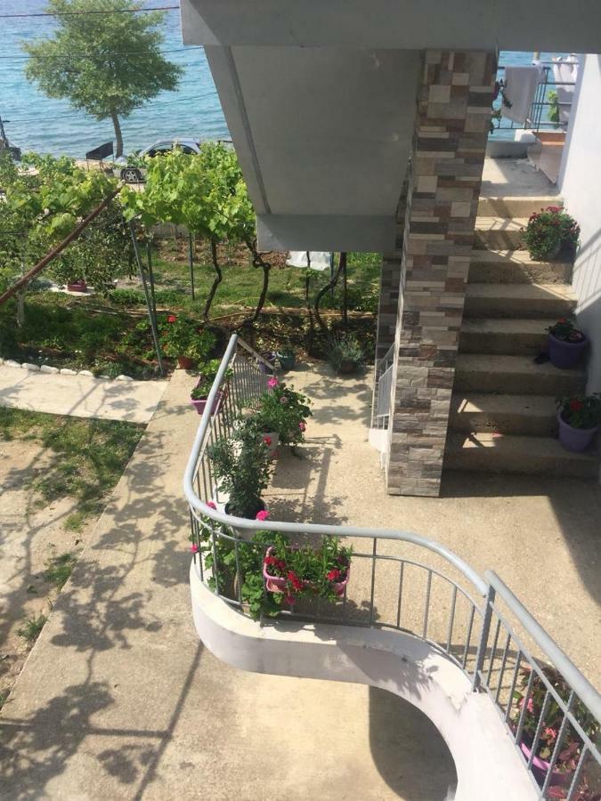 Borsh Beach Apartments - Bba Esterno foto