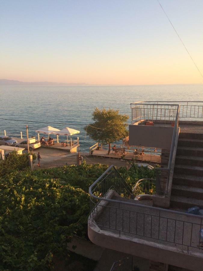 Borsh Beach Apartments - Bba Esterno foto